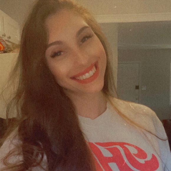 Meet The Posher - Picture 1 of 3